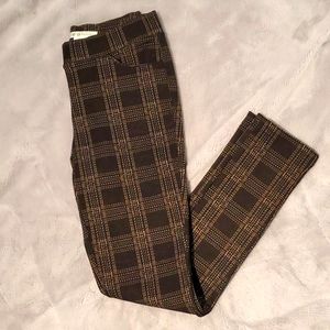 CLEO PETITES plaid pants